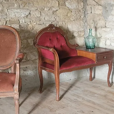 Nuit Insolite, Au Dessus D'une étable La Chapelle-Themer