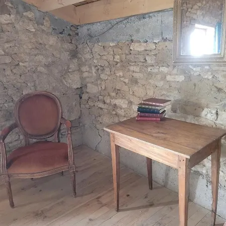 Nuit Insolite, Au Dessus D'une Etable Летний дом La Chapelle-Themer