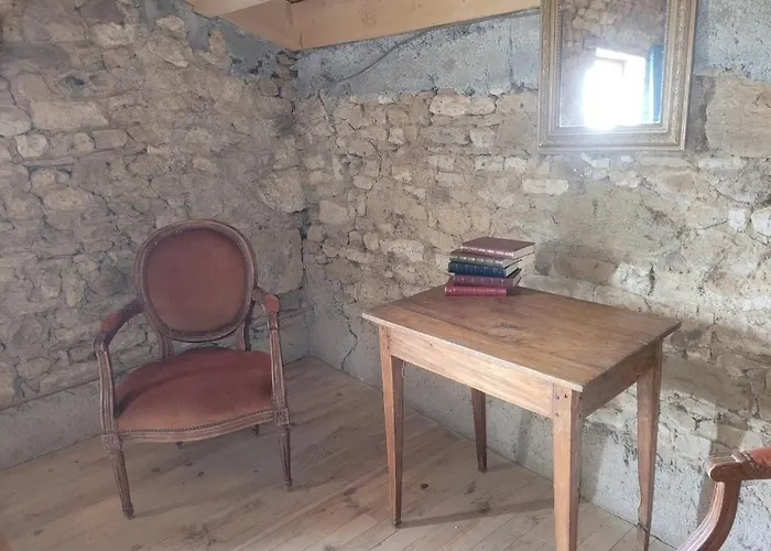 Nuit Insolite, Au Dessus D'une Etable 컨트리하우스 La Chapelle-Themer